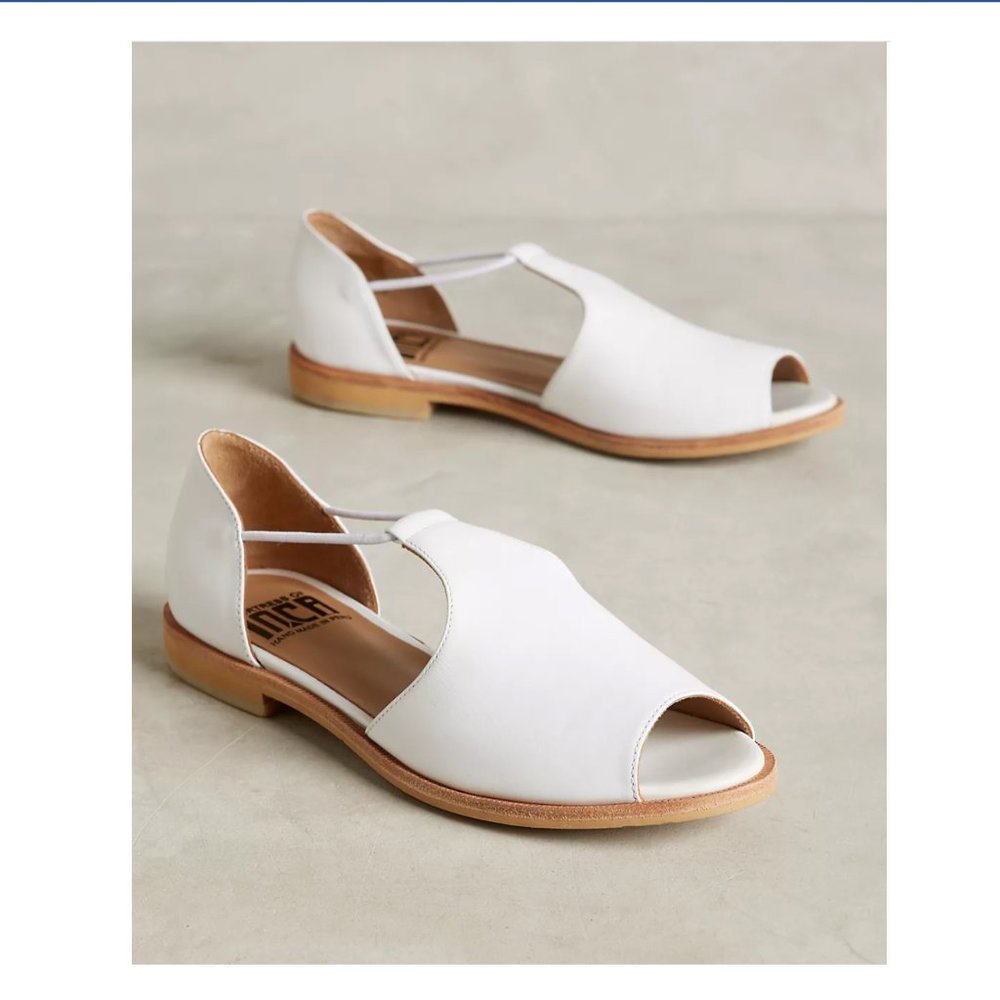 Anthropologie | Leia T-Strap Flats - Sz 35